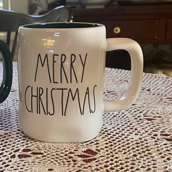 Rae Dunn set of 2 Christmas mugs - Picture 3 of 4
